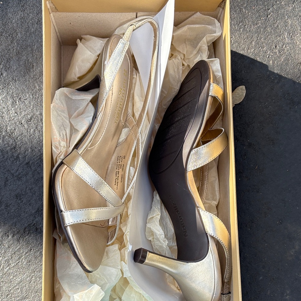 Naturalizer Women's Gold Strappy Heels